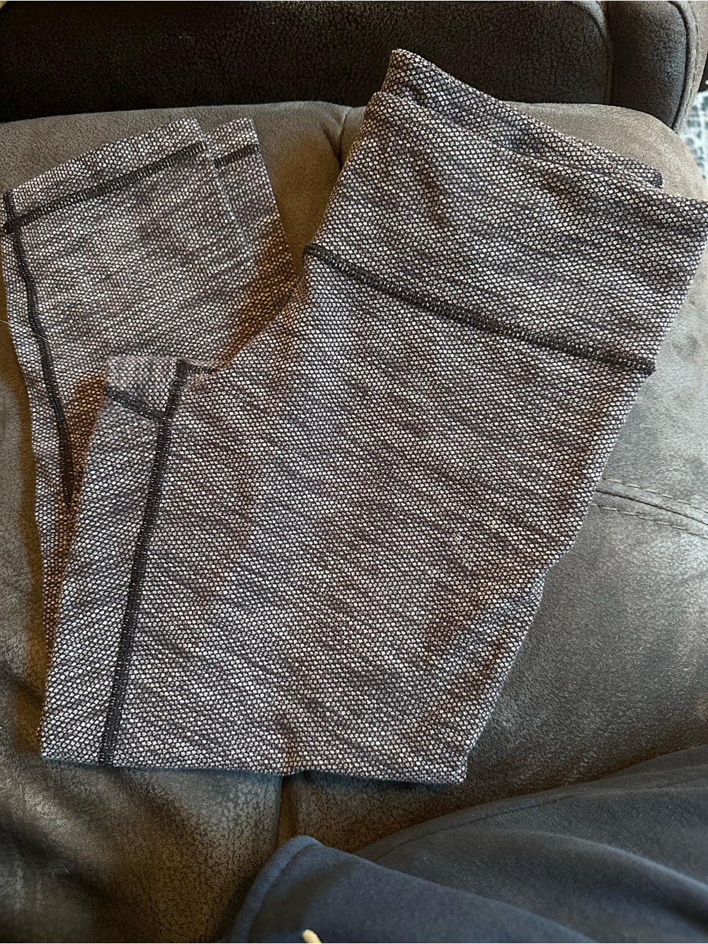 Lululemon Wunder Under Crop 21" Coco Pique Black White Gray - Size 6